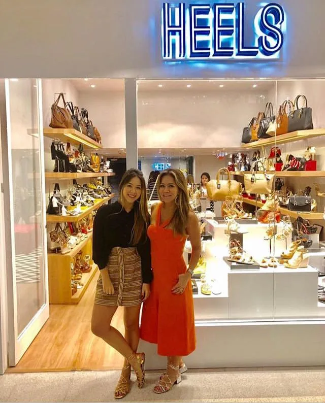 Heels desembarca em Recife