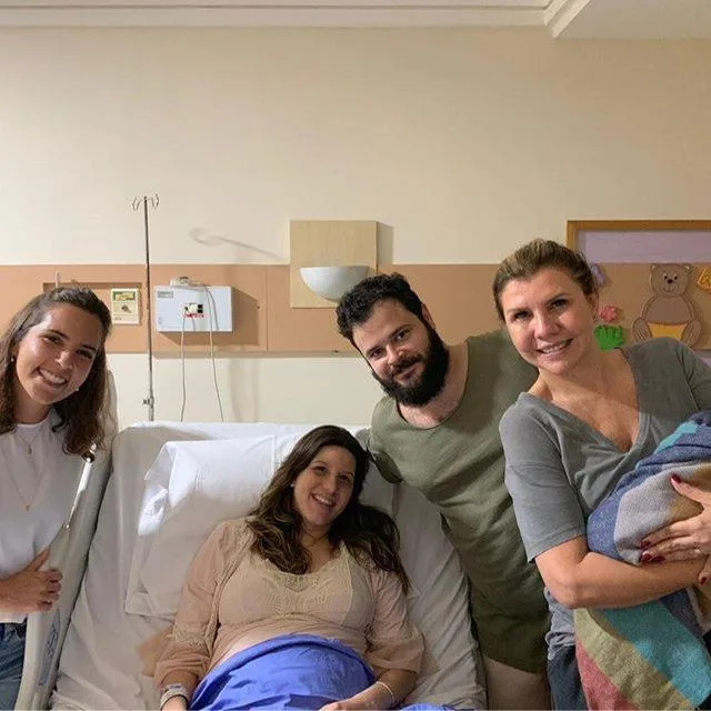 Nasceu Caetano para Priscilla e Felipe Romcy
