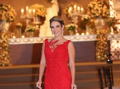 O vestido de Gaída Dias para o baile debutante