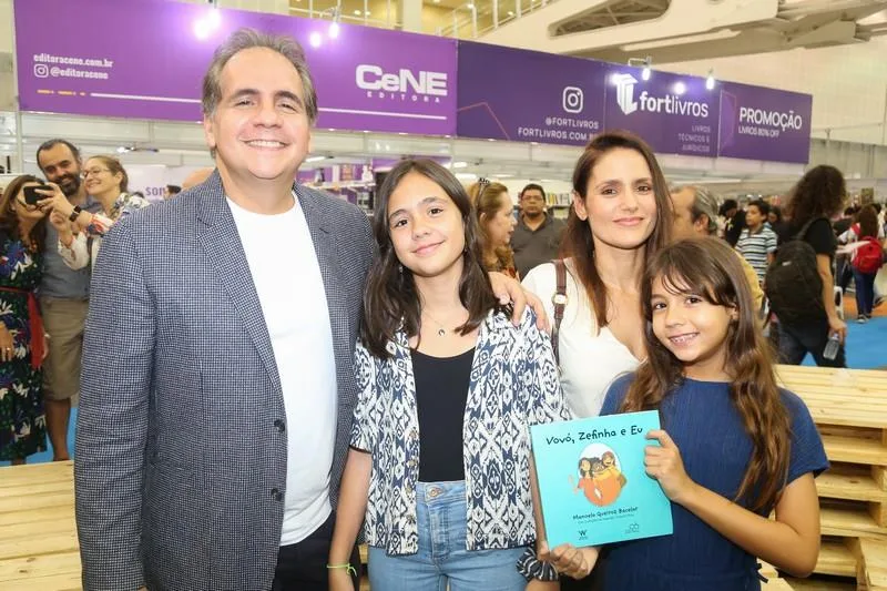 Manoela Queiroz Bacelar lança "Vovó, Zefinha e eu"