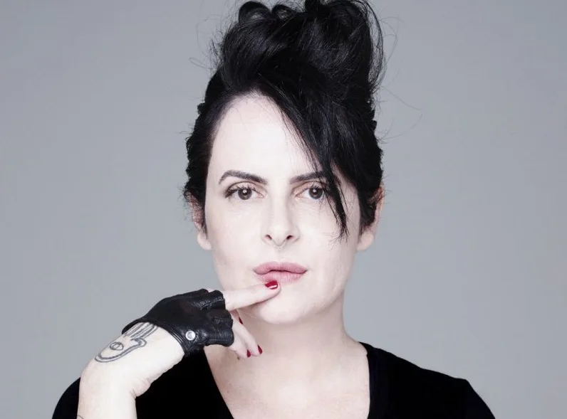 A genialidade eternizada de Fernanda Young