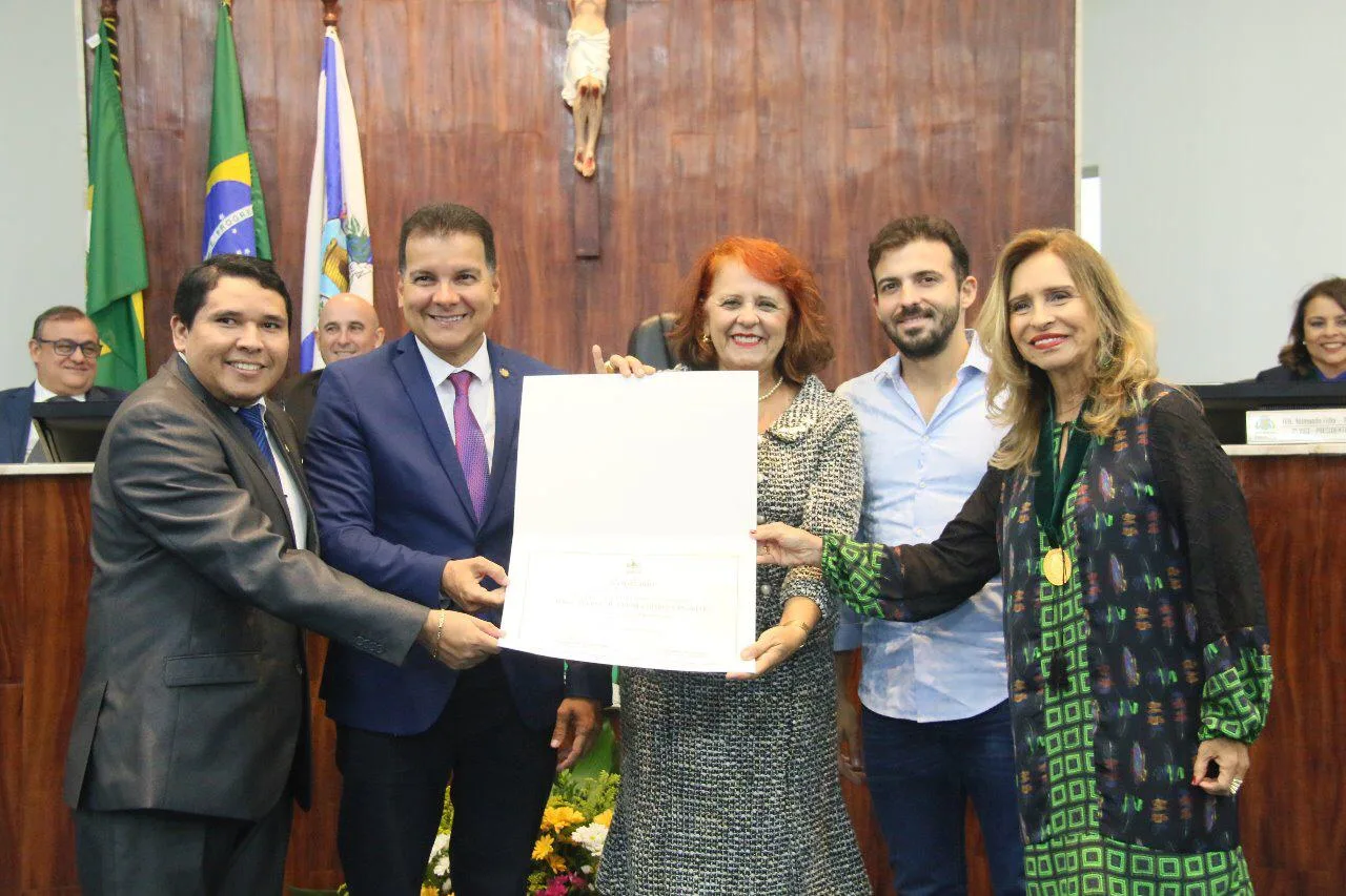 Fátima Duarte recebe homenagem
