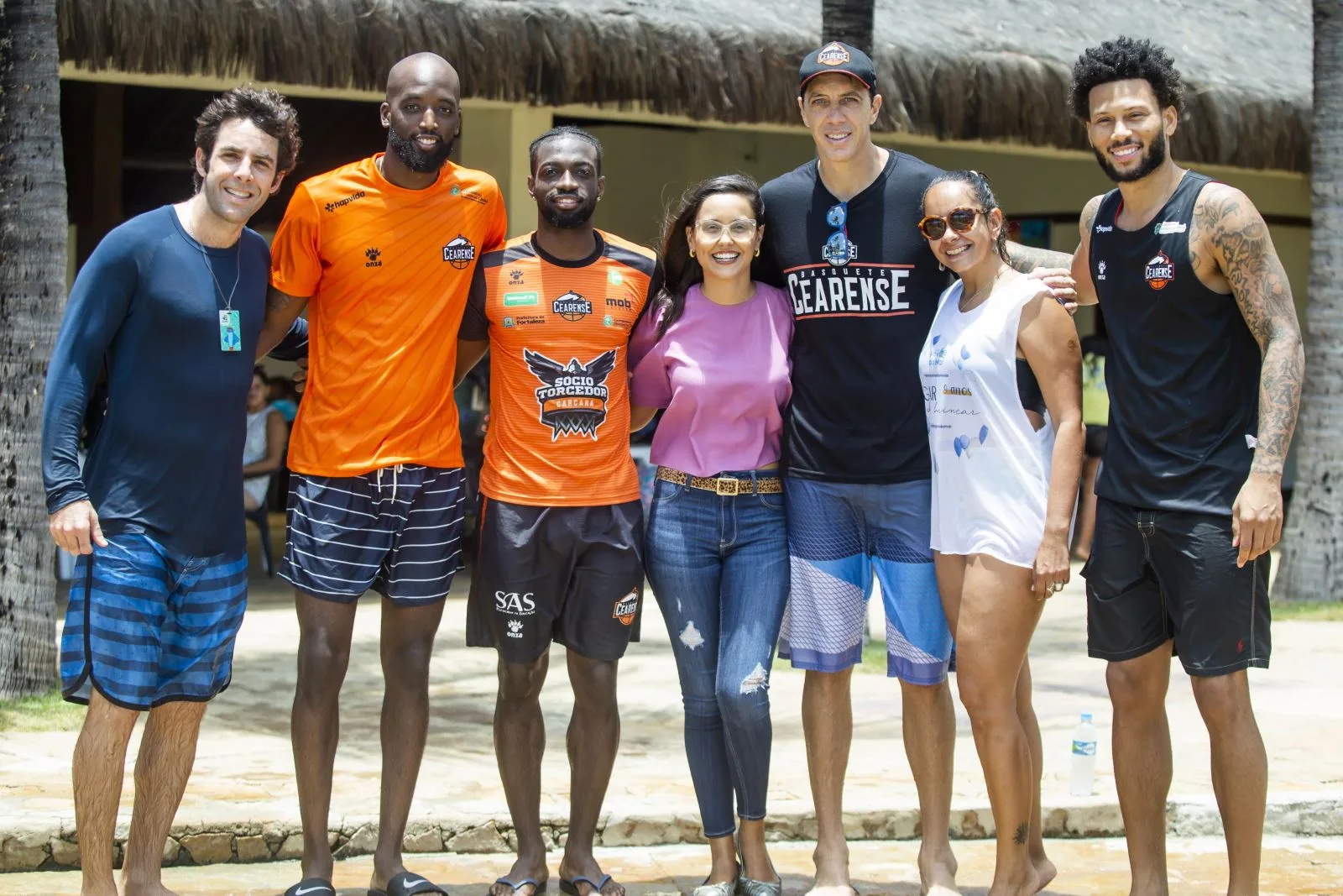 Beach Park recebe 200 crianças e adolescentes do IPOM