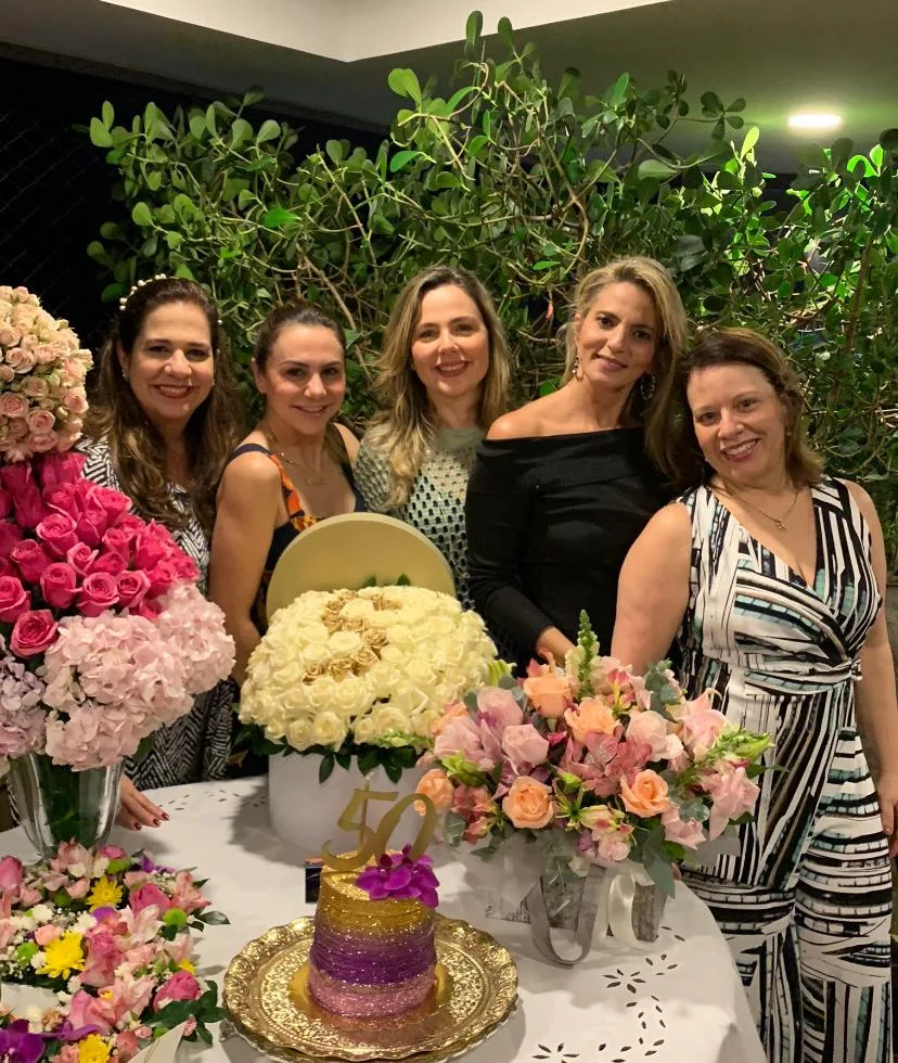 Happy birthday de Suyane Dias Branco