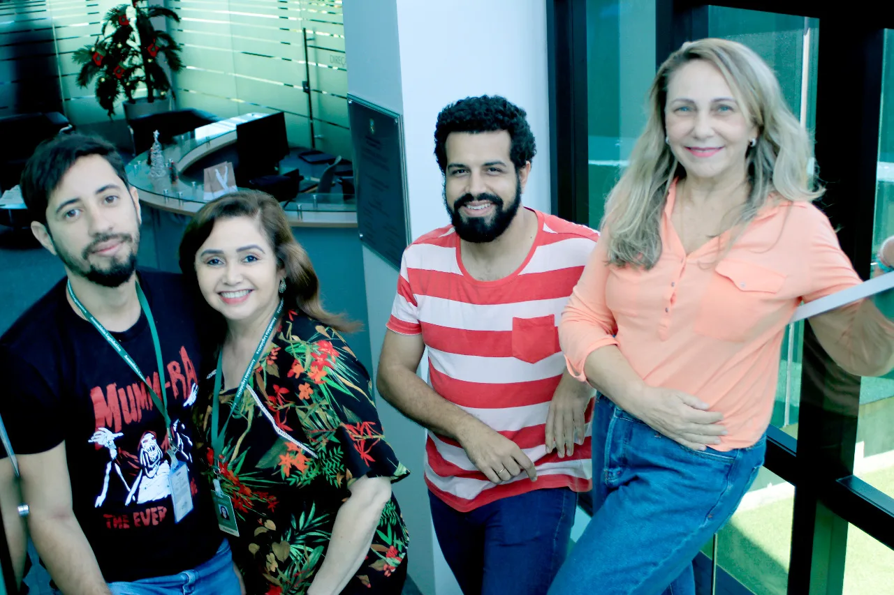 Documentário "Consigo" traz vivências de pessoas