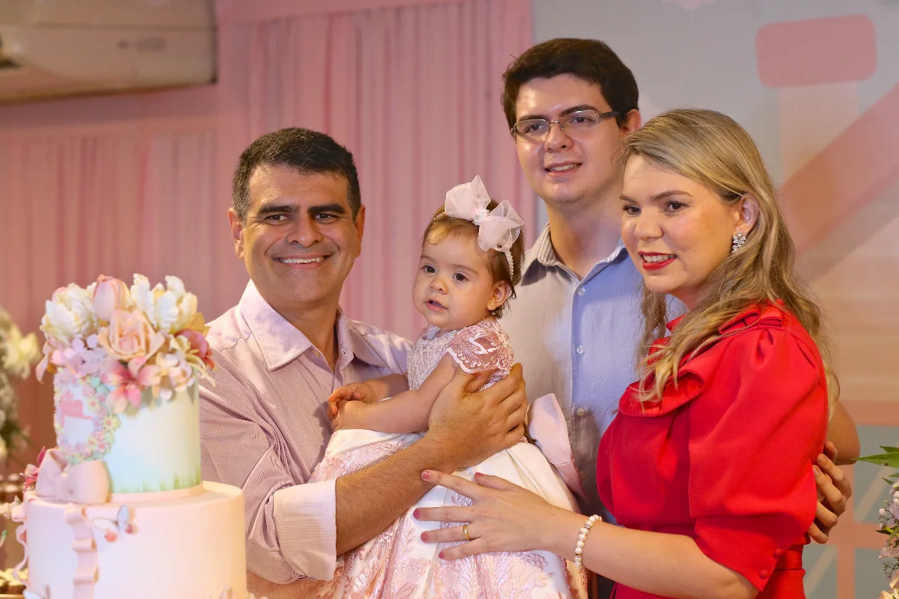 O primeiro aninho de Júlia Alencar