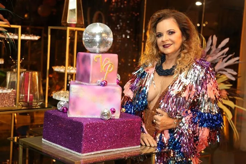 Vera Passos festeja seus 6.0
