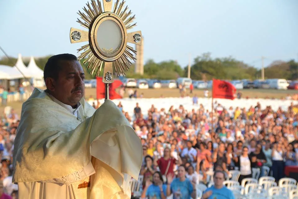 Fortaleza comemora aniversário com Padre Antônio Furtado