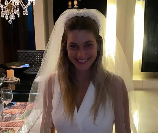 Bruna Magalhães ganha chá virtual