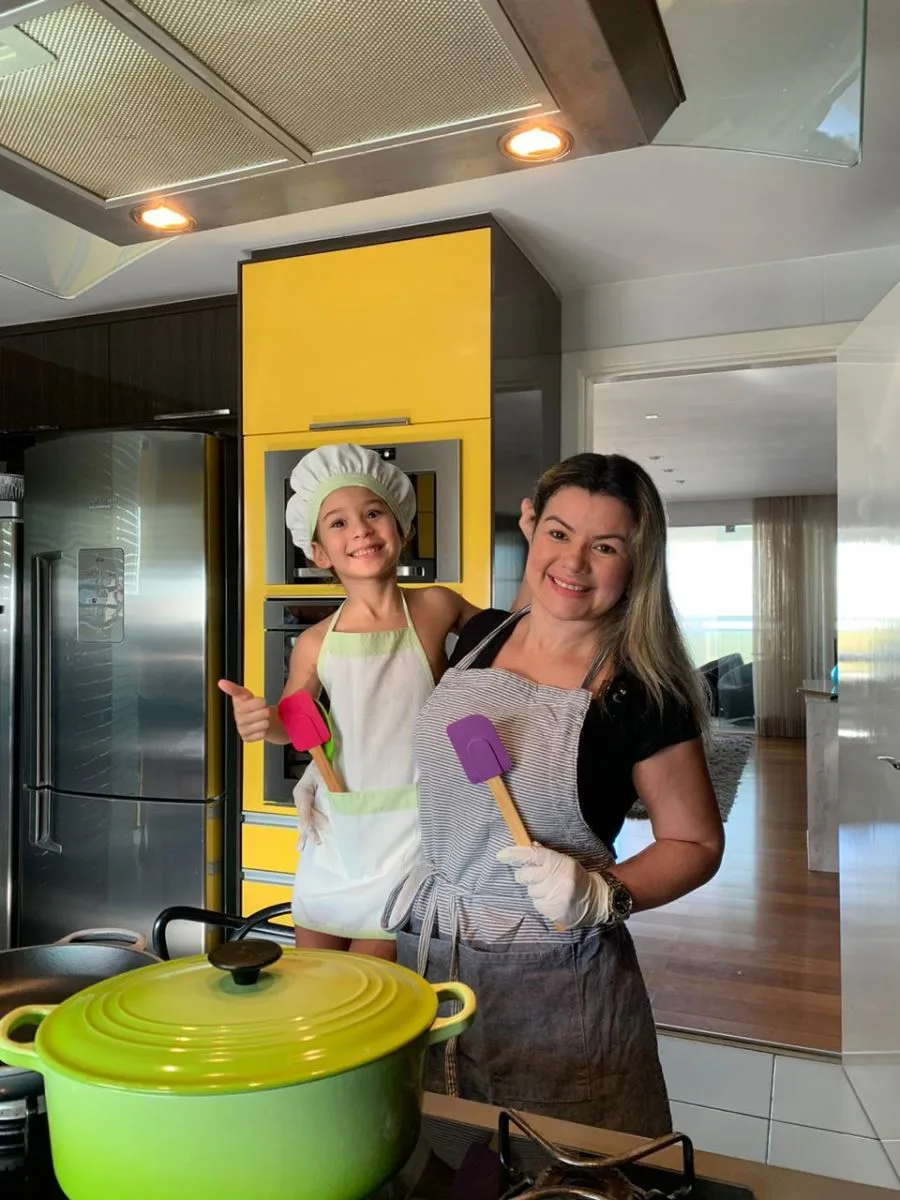Lily e Laura Gomes com muita ousadia gastronômica