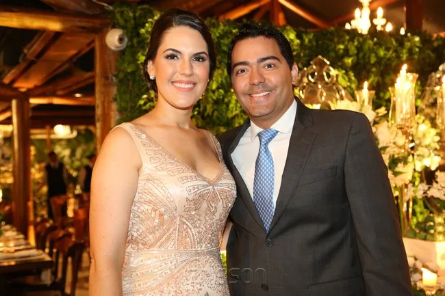Nasce Mila para Larissa e André Laprovítera