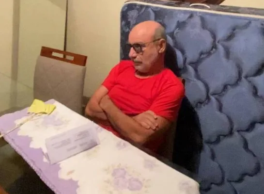 Queiroz, braço direito da família Bolsonaro, é preso em São Paulo