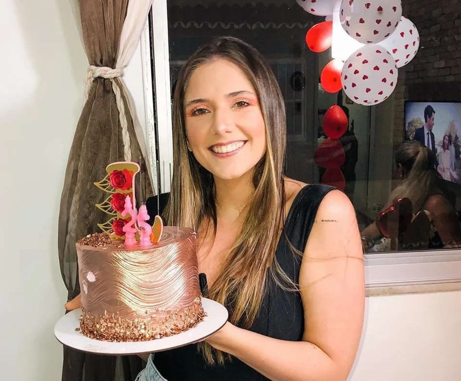 Louise Borges festeja nova idade em família