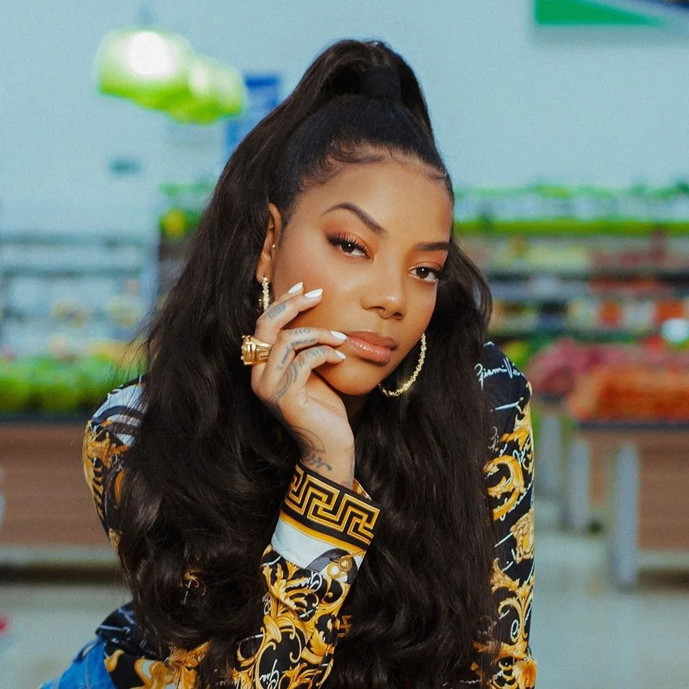 Ludmilla responde críticas de Samantha Schmütz