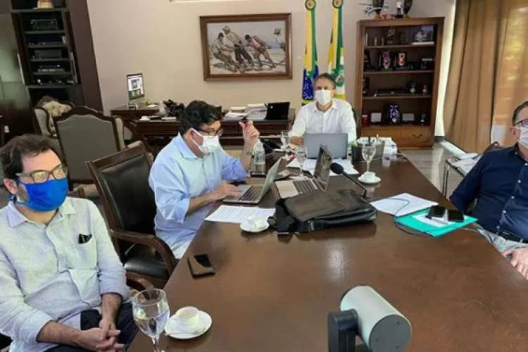 Novo decreto autoriza abertura das barracas de praia e liberação de partidas de futebol