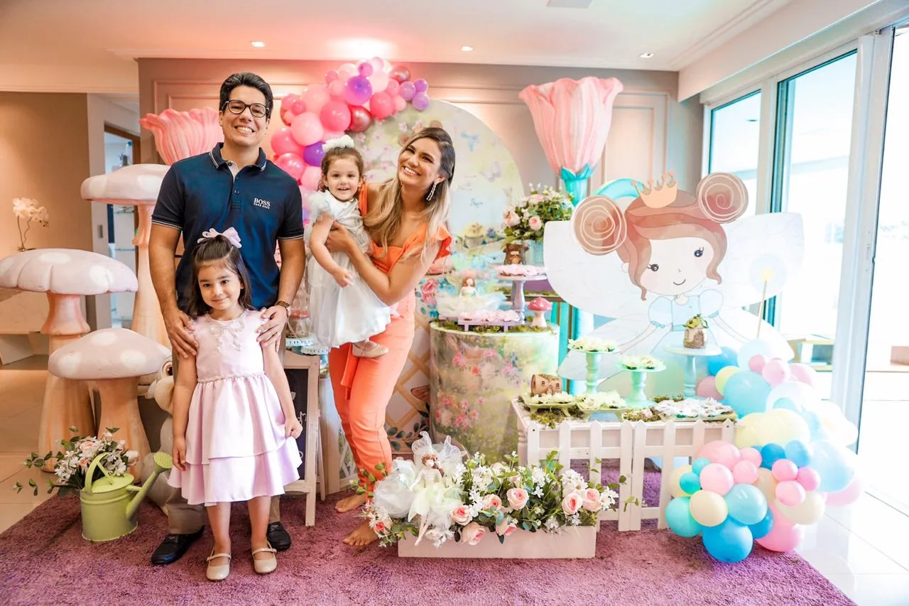 Aline e Andrei Aguiar festejam dois anos da filha