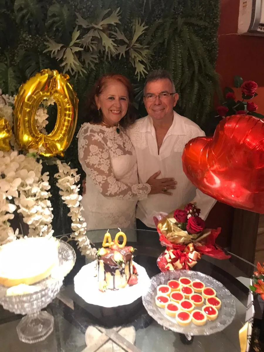 Fátima e Juvenal Duarte brindaram suas Bodas de Esmeralda
