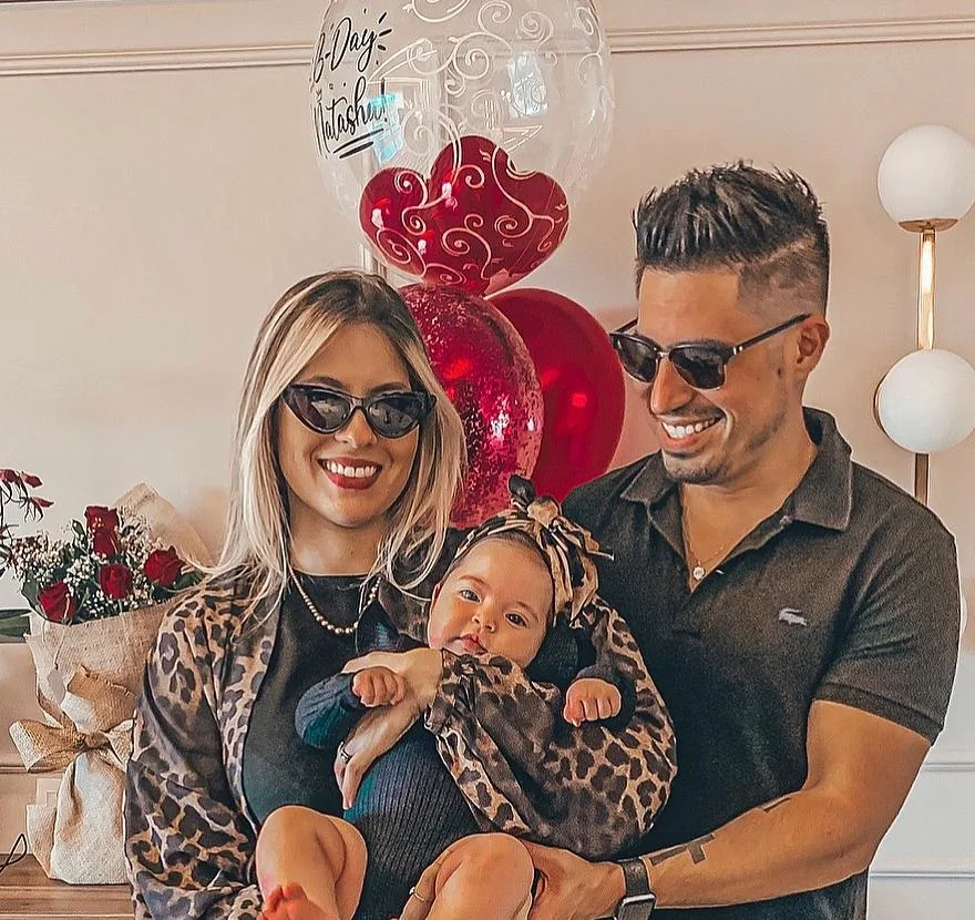 Ivo Brown arma surpresa de aniversário para esposa Natasha Melgaço