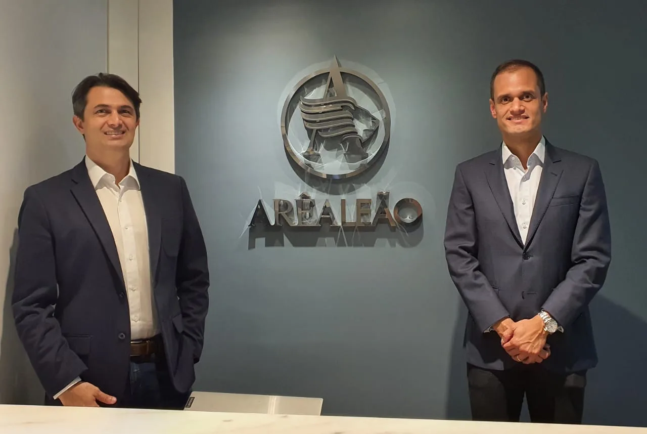 Escritório Arêa Leão com novo sócio, Eliardo Vieira