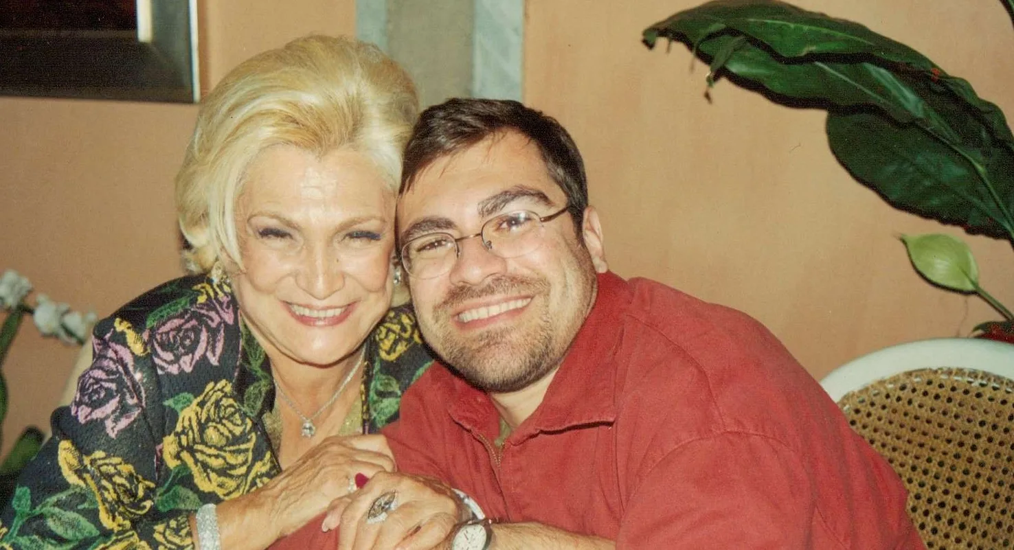Filho de Hebe Camargo desabafa