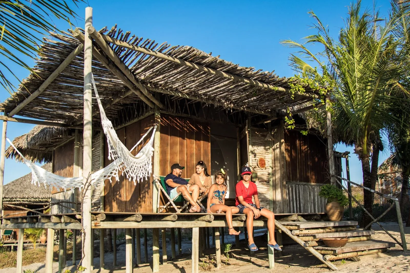 Xand Avião curte fim de semana com família na Praia do Preá, no Ceará