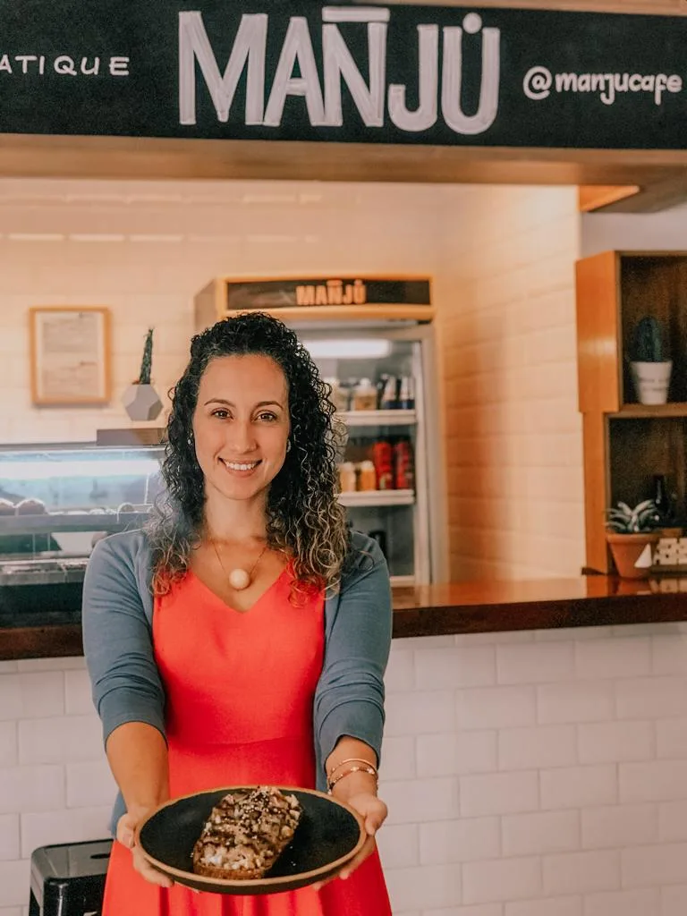 Manju Café & Plantas retoma atividades com proposta plant-based e novo cardápio
