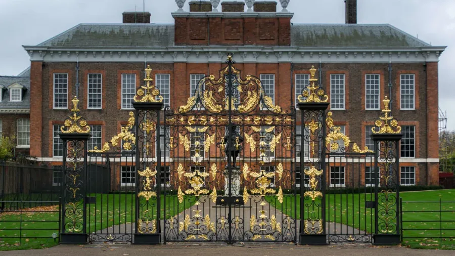 Corpo é encontrado em lago da residência do Príncipe William e Kate Middleton