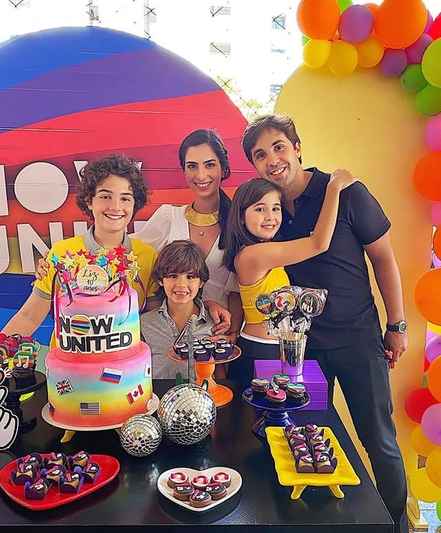 Liz Bayde completa 10 anos com comemoração dupla