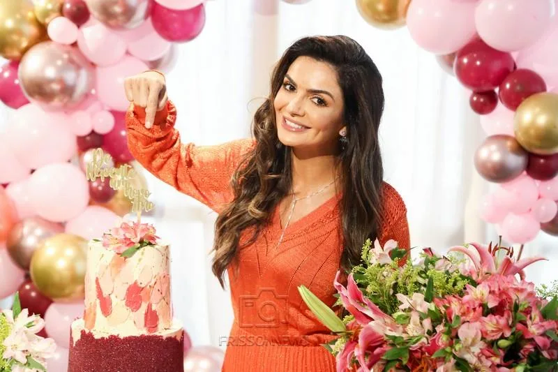 Monaliza Cavalcante celebra mais uma primavera