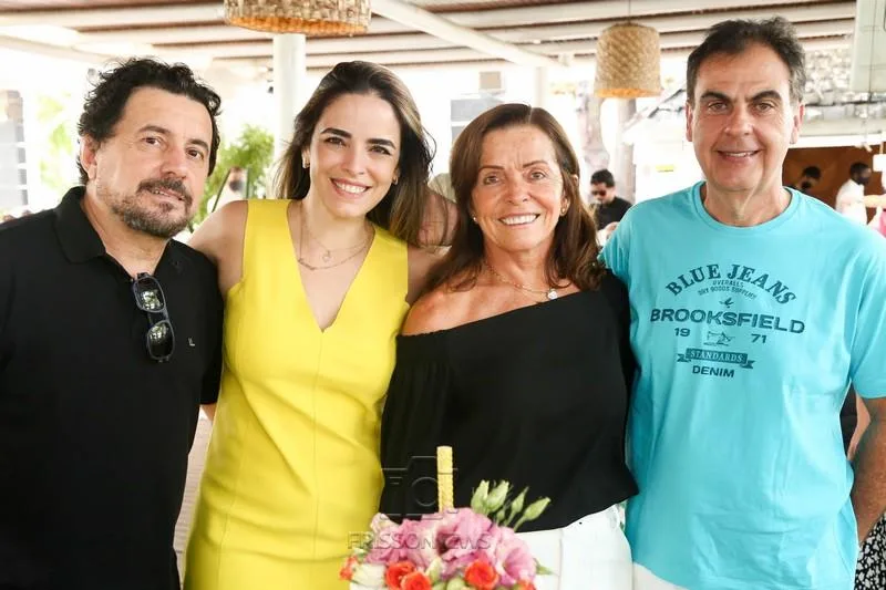 Hedla Lopes comemora a nova idade
