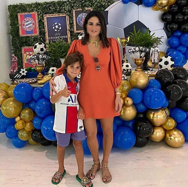 Antônio Bayde completa oito anos e ganha parabéns duplo