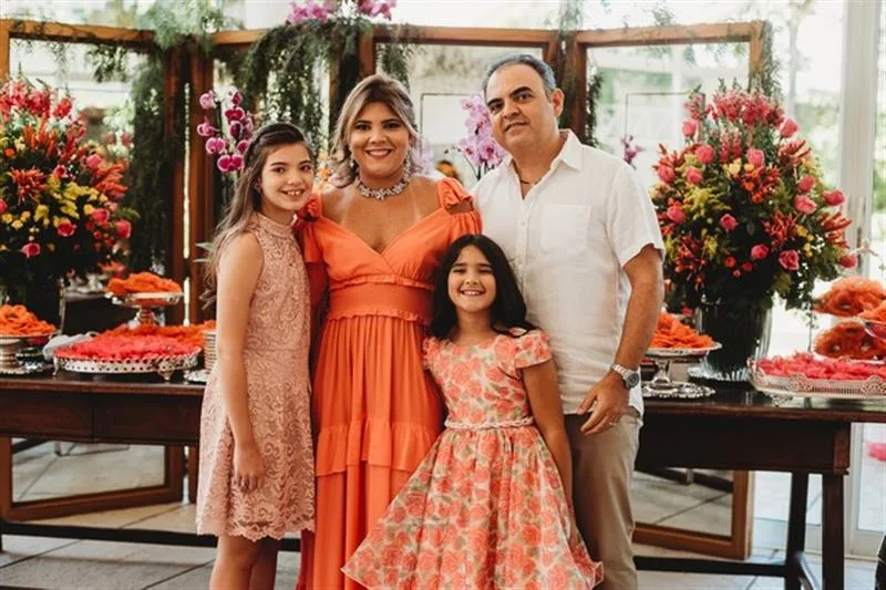 Gisela Vieira celebra seus 40 anos com familiares e amigos