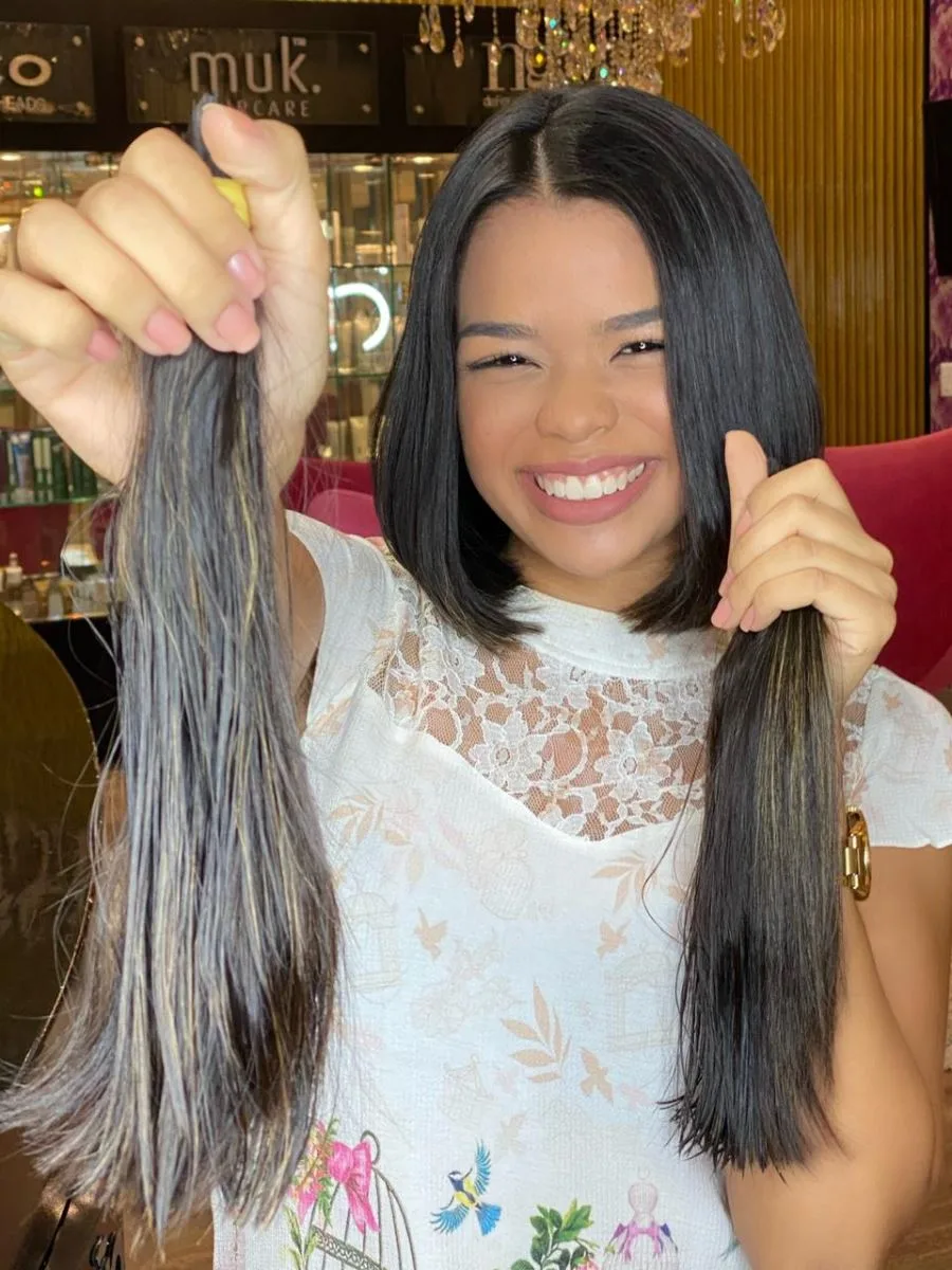 Salão de Beleza presenteia com um corte pessoas que decidirem doar o cabelo