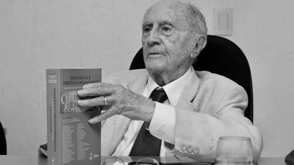 Morre aos 95 anos jurista constitucionalista Paulo Bonavides