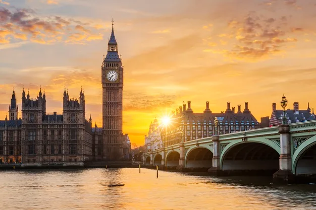 Boris Johnson anuncia novo lockdown no Reino Unido após aumento de casos do Covid-19