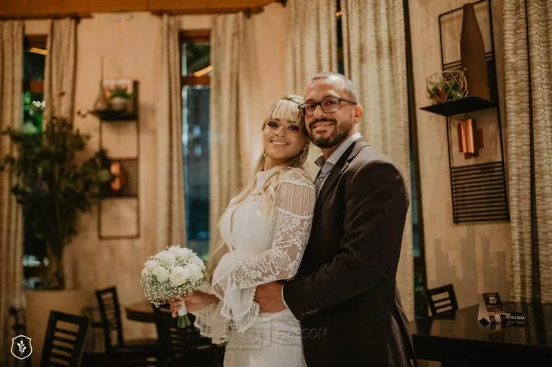 André Costa e Vitorya Sarah oficializam a sua união