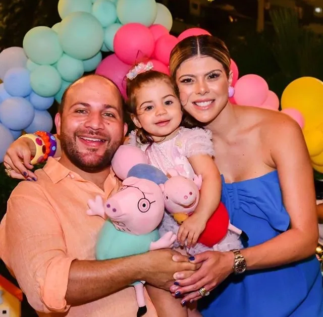 Nayanne Ibiapina e Carlos Aristides festejam os dois anos da filha Liz