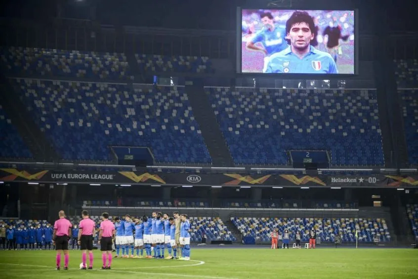 Estádio do Napoli passa a se chamar Diego Armando Maradona