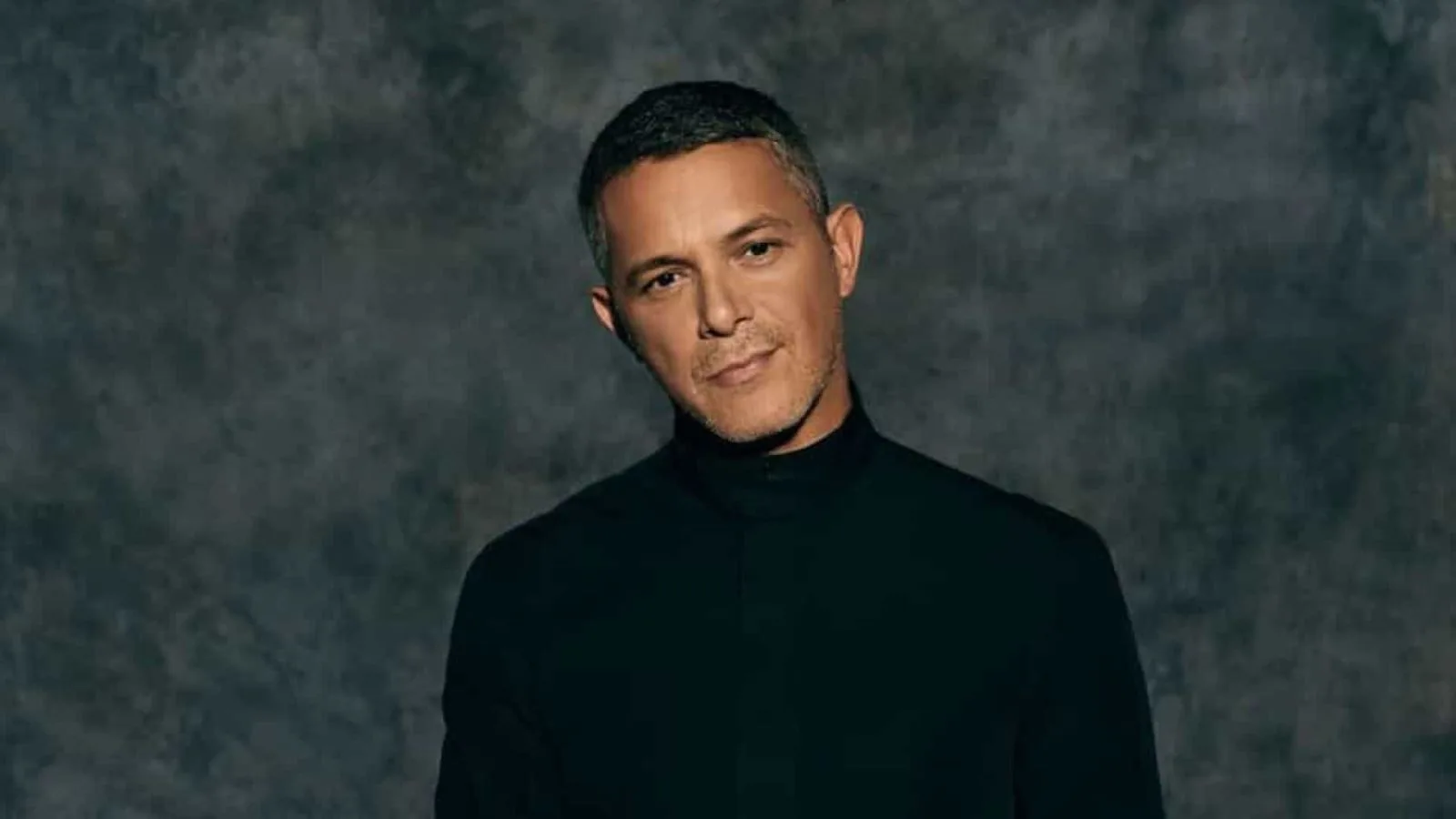 Alejandro Sanz diz que gravar na pandemia foi 'um oásis em meio ao deserto'