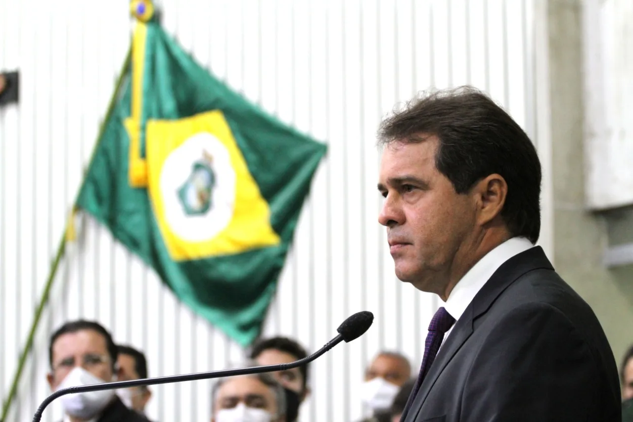 Presidente eleito da Assembleia, Evandro Leitão (PDT) indica continuidade dos projetos de Sarto