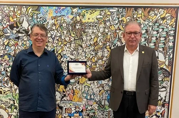 Presidente da Fiec, Ricardo Cavalcante é homenageado pela Apimec Nordeste