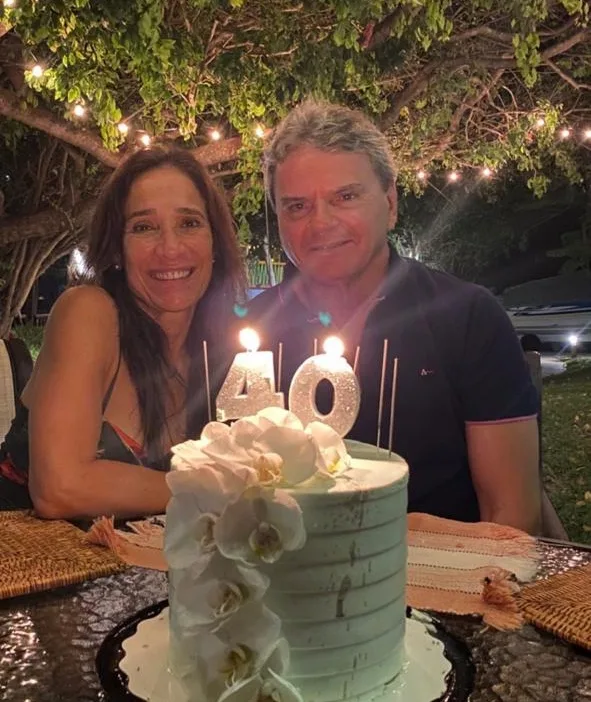Beth e Antônio José Carvalho celebraram seus 40 anos de casados