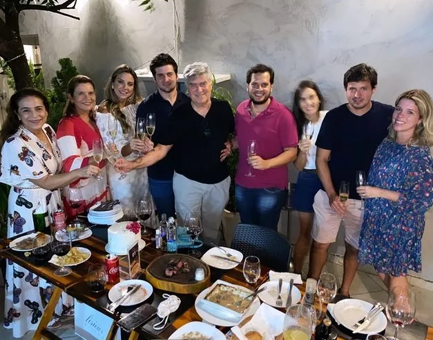 Fernanda Levy tem dia de aniversário animado