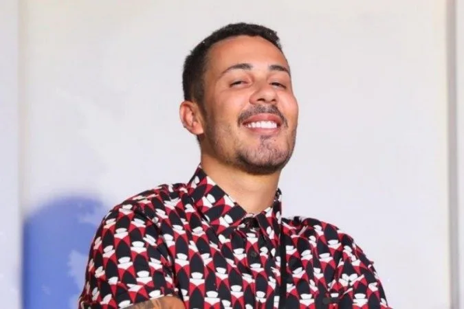 Carlinhos Maia rebate críticas de Rafinha Bastos, Felipe Neto e Castanhari nas redes sociais