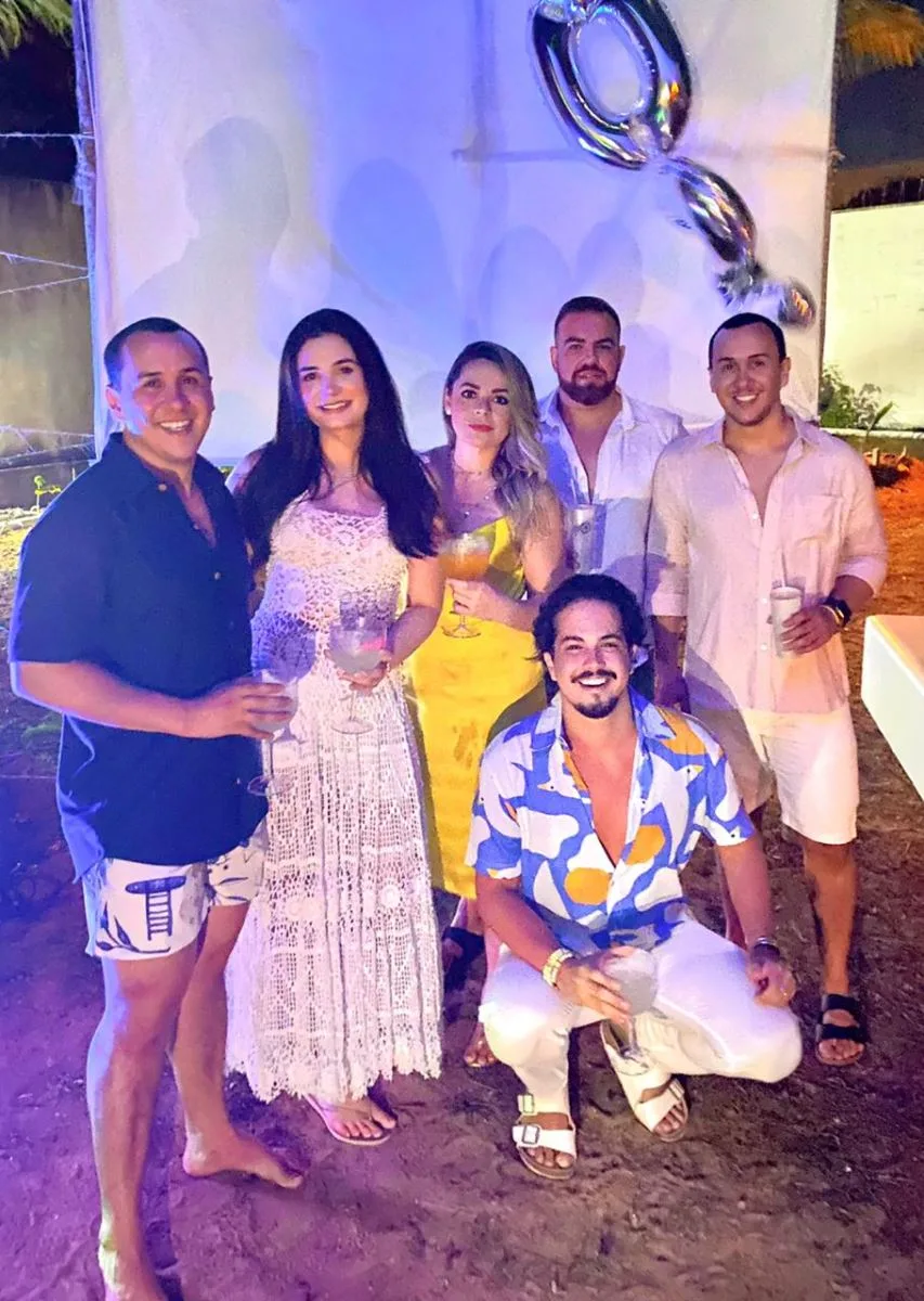 Jonas Cavalcante e Nicola Martins anfitrionaram petit comité no Cumbuco