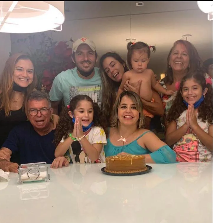 Happy birthday duplo para Luciana Russo e Camila Borges