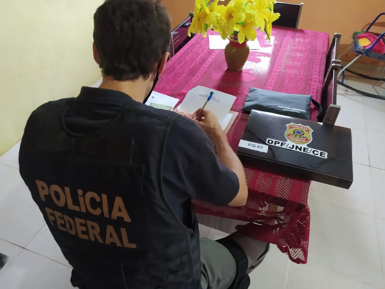 Polícia Federal investiga compra de votos no município de Catarina; PF cumpre 3 mandados na Capital