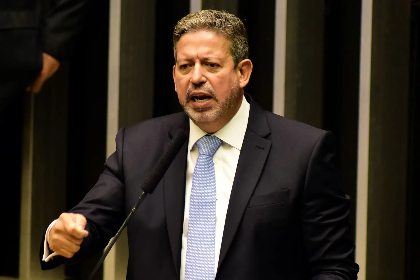 Saiba quem é Arthur Lira, novo presidente da Câmara que construiu base para Bolsonaro