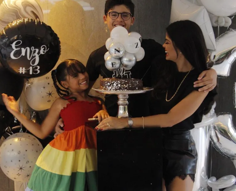 Isabele Temoteo comemora aniversário de 13 anos de filho Enzo