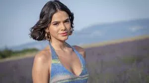 Bruna Marquezine bate boca na internet, desativa Twitter e volta se desculpando